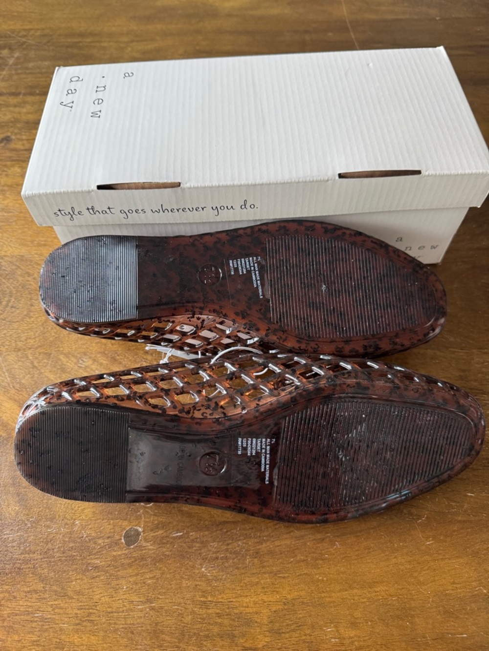 Tortoise Jelly Shoes - Picture 4 of 5